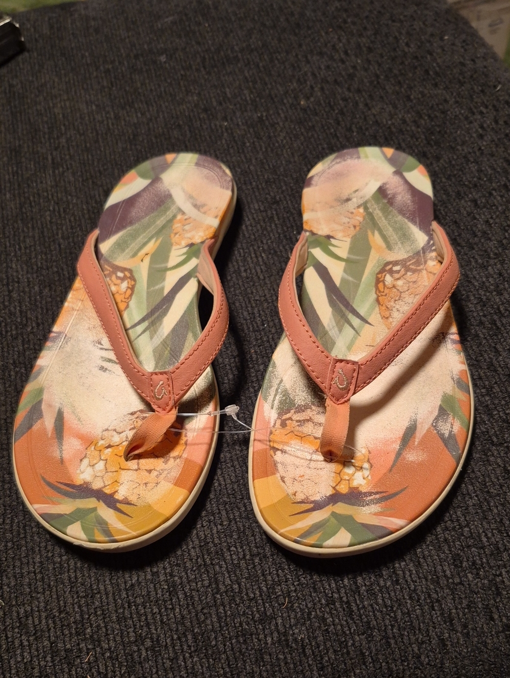 OluKai Women’s Coral Pineapple-Print Flip Flops